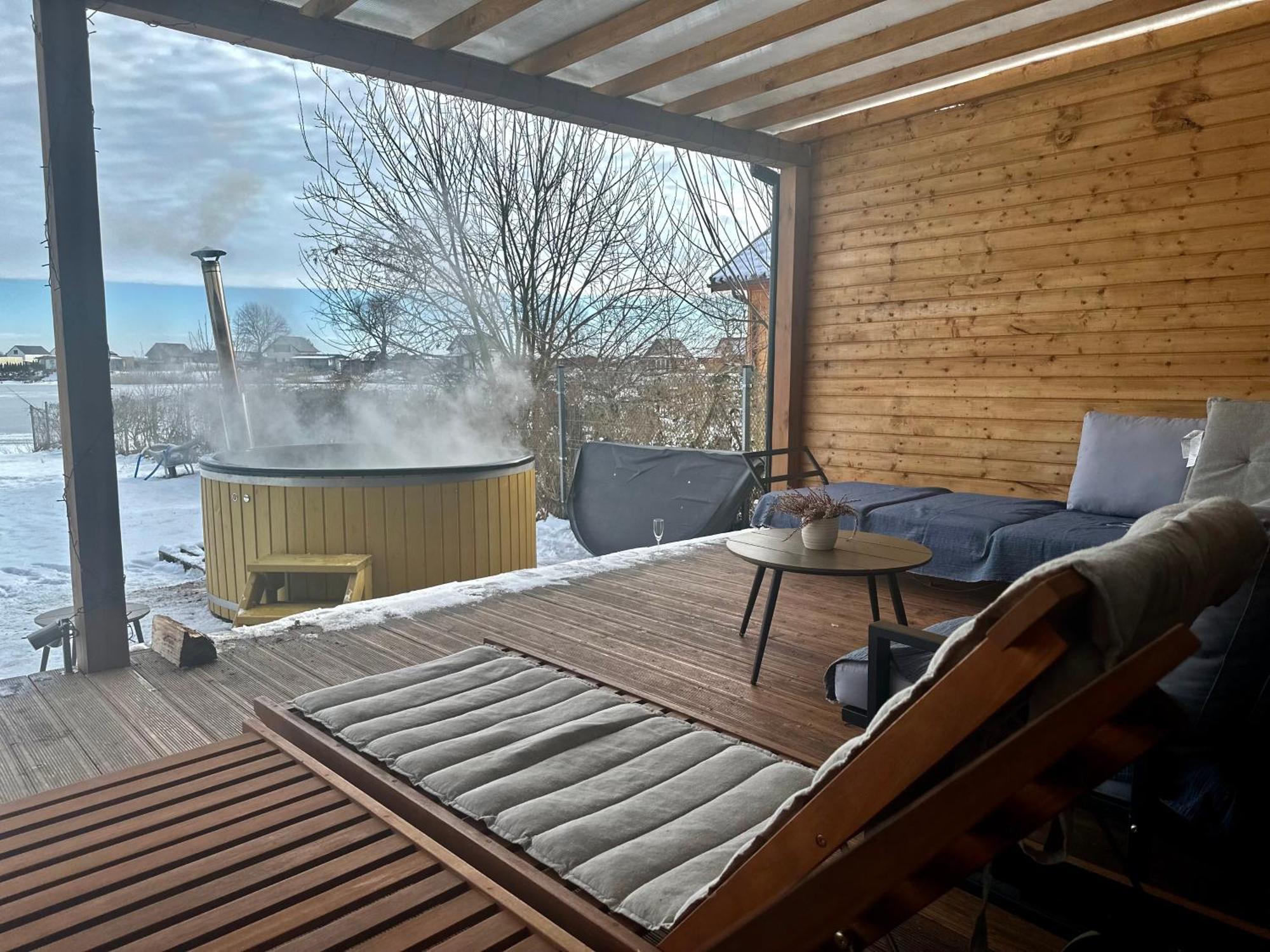 Relax House Nad Jeziorem Z Goraca Balia Villa Bieniowice Kültér fotó